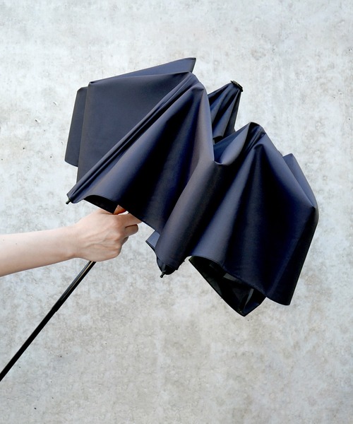 Wpc.（ダブリュピーシー）の「【公式限定アイテム】WIND RESISTANCE FOLDING UMBRELLA 68cm 雨傘 晴雨兼用 折りたたみ 耐風 Wpc.（折りたたみ傘・メンズ・ブラック/ネイビー・FREE）」の16枚目の写真