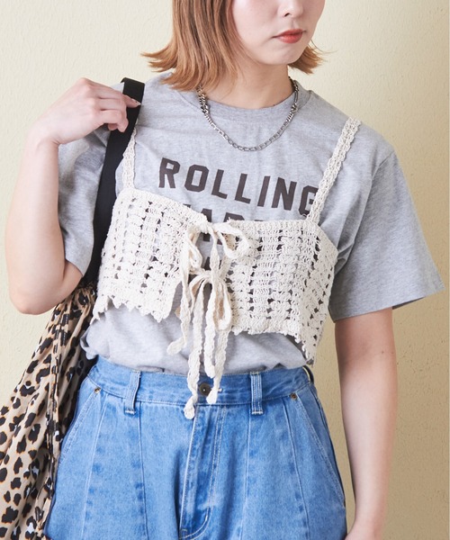 CUBE SUGAR（キューブシュガー）の「<2点SET>カギ針風ビスチェ付ロゴTシャツ（Tシャツ/カットソー・レディース・スミクロ/ライトイエロー/トップグレー/ホワイト・M）」の3枚目の写真