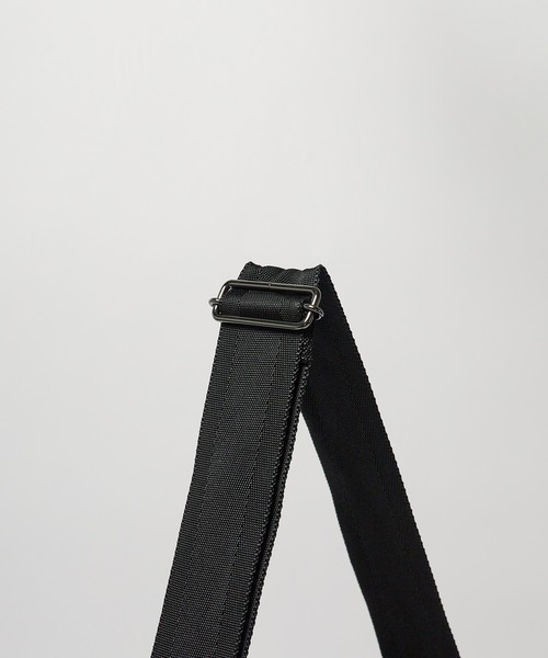 MR.OLIVE(ミスターオリーブ)の「MR.OLIVE/ミスターオリーブ WATER PROOF LIGHT LEATHER / MESSENGER BAG メッセンジャーバッグ レザー(ショルダーバッグ・メンズ・ブラック・FREE)」の6枚目の写真