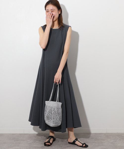 JOURNAL STANDARD relume（ジャーナルスタンダード　レリューム）の「《WEB限定追加》コットンマーメイドラインワンピース（ワンピース・レディース・チャコールグレー/ブラック/コバルトブルー・FREE）」の18枚目の写真