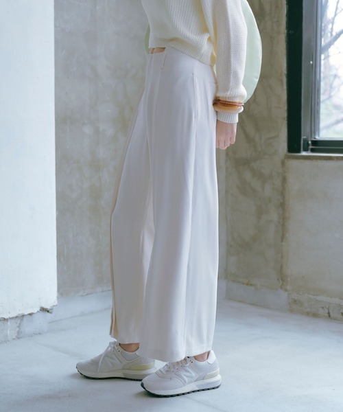 Lil Ambition(リルアンビション)の「フロントスリットパンツ(その他パンツ・レディース・ホワイト/ピンク/ブラック・M/S)」の15枚目の写真