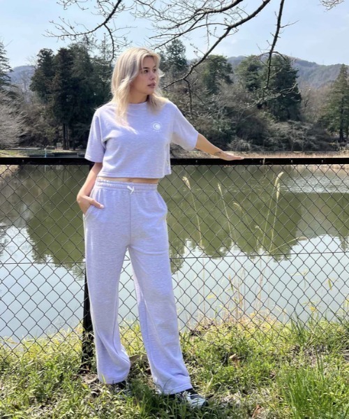 ROXY(ロキシー)の「SOL DE VERANO PANTS/ロキシーウエストゴムスウェットパンツ(スウェットパンツ・レディース・パープル/ブラウン/グレー・MEDIUM/LARGE/SMALL)」の3枚目の写真