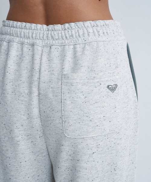 ROXY(ロキシー)の「SOL DE VERANO PANTS/ロキシーウエストゴムスウェットパンツ(スウェットパンツ・レディース・パープル/ブラウン/グレー・MEDIUM/LARGE/SMALL)」の14枚目の写真