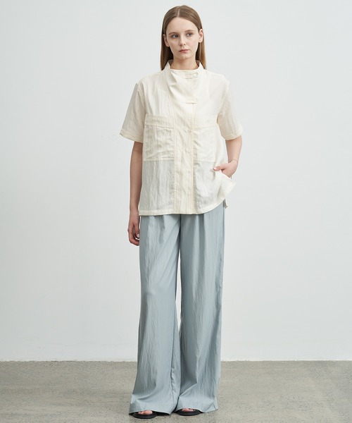 ELOOPS（イーループス）の「【ELOOPS】モックネックワッシャービッグポケットシャツ（シャツ/ブラウス・レディース・スモークピンク/アイボリー・S/M/L）」の13枚目の写真