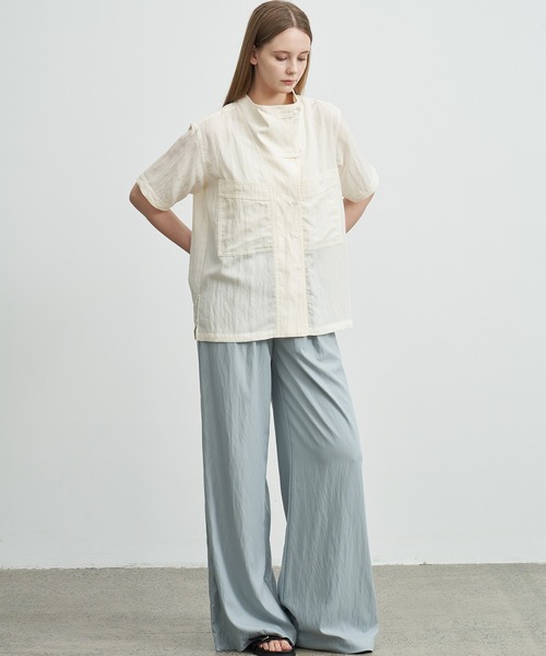 ELOOPS（イーループス）の「【ELOOPS】モックネックワッシャービッグポケットシャツ（シャツ/ブラウス・レディース・スモークピンク/アイボリー・S/M/L）」の14枚目の写真