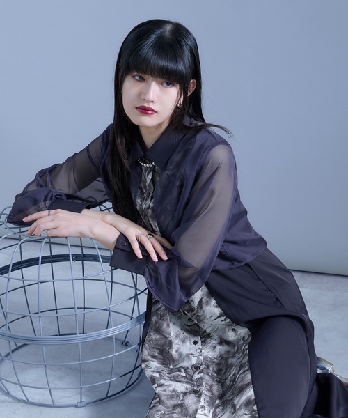 Ellno de Mavie（エルノデメヴィ）の「シアーレイヤードガラワンピース 