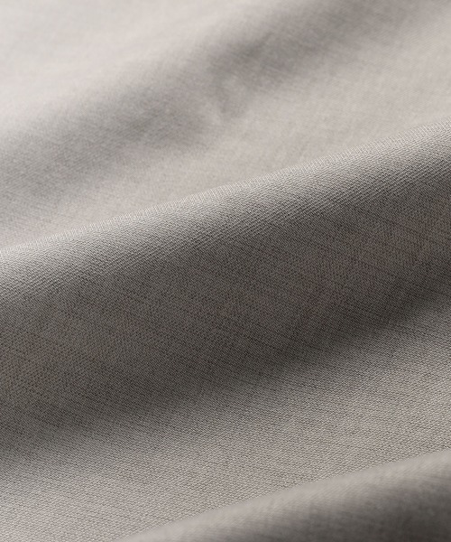 LIL VENDARS(リルヴェンダース)の「Buyer's Select/テックリネンオープンカラー半袖シャツ(シャツ/ブラウス・メンズ・グレイッシュベージュ/ブラック/ネイビー/グレー・XL/L/M)」の10枚目の写真