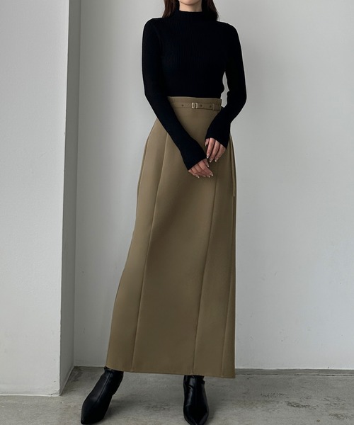 Louere（ルエレ）の「細ベルト付きハイウエストタイトスカート（スカート・レディース・ブラック/アイボリー/グレイッシュベージュ・SMALL/MEDIUM/LARGE/X-LARGE）」の13枚目の写真