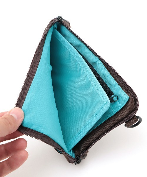 チチカカ（チチカカ）の「キルティングスマホショルダーポーチ（ショルダーバッグ・レディース・アイボリー/ブラウン/カーキ・FREE）」の13枚目の写真