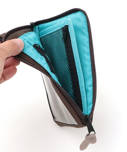 チチカカ（チチカカ）の「キルティングスマホショルダーポーチ（ショルダーバッグ・レディース・アイボリー/ブラウン/カーキ・FREE）」の20枚目の写真