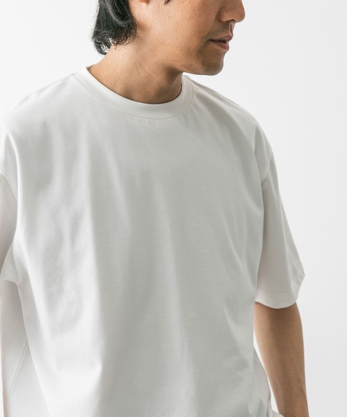 URBAN RESEARCH DOORS(アーバンリサーチドアーズ)の「セオアルファプレーティングショートスリーブTシャツ(Tシャツ/カットソー・メンズ・スミクロ/ホワイト/ベージュ系その他・MEDIUM/LARGE)」の2枚目の写真