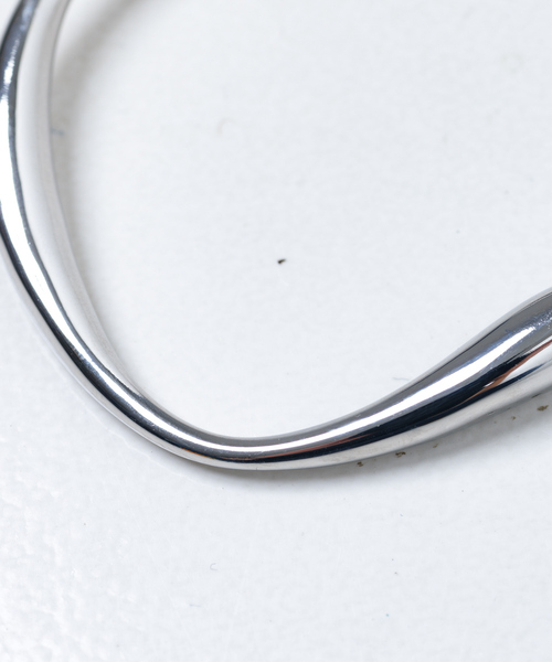 collex（コレックス）の「【dignif】【金属アレルギー対応】ウェーブバングル（バングル/リストバンド・レディース・シルバー/ゴールド・フリー）」の11枚目の写真