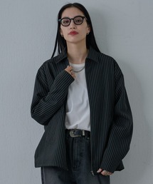 ピンストライプジッパーシャツ