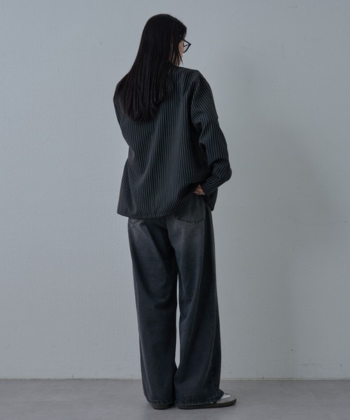 COLONY 2139(コロニートゥーワンスリーナイン)の「ピンストライプジッパーシャツ(シャツ/ブラウス・メンズ・グレー/ブラック・MEDIUM/LARGE)」の17枚目の写真