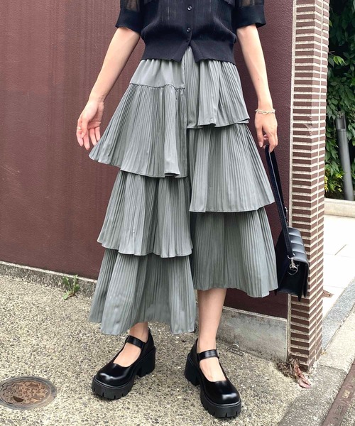 NANEA(ナネア)の「アシンメトリーフリルティアードスカート(スカート・レディース・グレー/ベージュ/ブラック/ホワイト・フリー)」の19枚目の写真