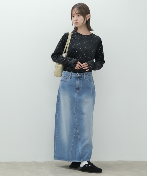 HEILIS(ヘイリス)の「ラインストーンベロアロングスリーブカットソー / 秋服 冬服 春服 長袖 ロンT ベロアトップス シャイニー 韓国 ブラック チャコールグレー グレー グレイッシュベージュ ベージュ(Tシャツ/カットソー・レディース・チャコールグレー/グレイッシュベージュ/ブラック・FREE)」の9枚目の写真