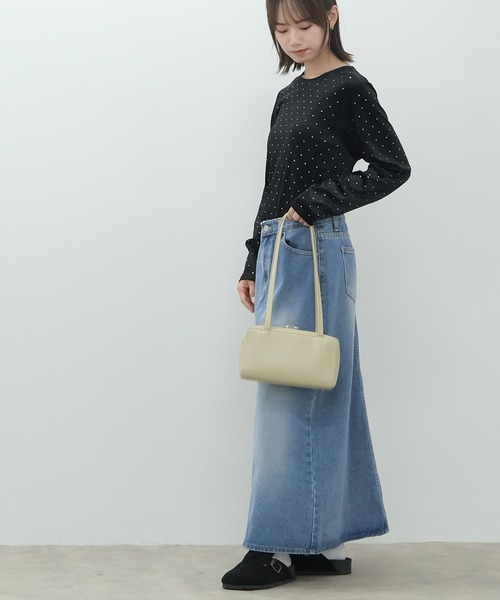 HEILIS(ヘイリス)の「ラインストーンベロアロングスリーブカットソー / 秋服 冬服 春服 長袖 ロンT ベロアトップス シャイニー 韓国 ブラック チャコールグレー グレー グレイッシュベージュ ベージュ(Tシャツ/カットソー・レディース・チャコールグレー/グレイッシュベージュ/ブラック・FREE)」の11枚目の写真