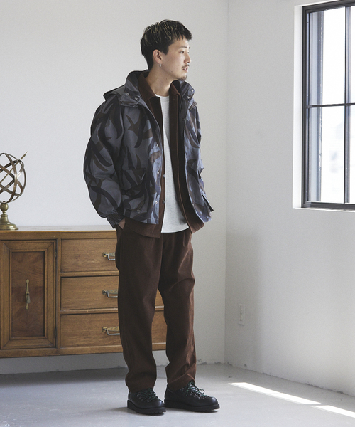 JOURNAL STANDARD relume（ジャーナルスタンダード　レリューム）の「FORCE10 / フォーステン 別注 マウンテンジャケット（マウンテンパーカー・メンズ・チャコールグレー/ブラック・MEDIUM/LARGE）」の20枚目の写真