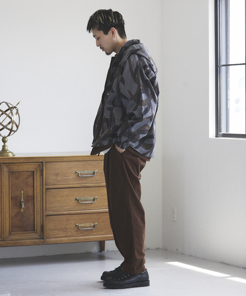 JOURNAL STANDARD relume（ジャーナルスタンダード　レリューム）の「FORCE10 / フォーステン 別注 マウンテンジャケット（マウンテンパーカー・メンズ・チャコールグレー/ブラック・MEDIUM/LARGE）」の21枚目の写真