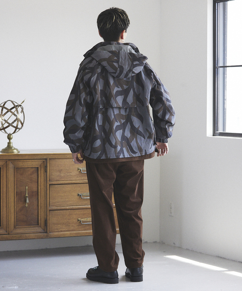 JOURNAL STANDARD relume（ジャーナルスタンダード　レリューム）の「FORCE10 / フォーステン 別注 マウンテンジャケット（マウンテンパーカー・メンズ・チャコールグレー/ブラック・MEDIUM/LARGE）」の22枚目の写真