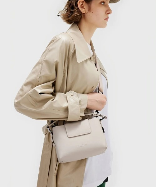 GASTON LUGA(ガストンルーガ)の「GASTON LUGA/ガストンルーガ/Splashini (スプラッシーニ)(ショルダーバッグ・メンズ・ブラック/ベージュ・F)」の14枚目の写真