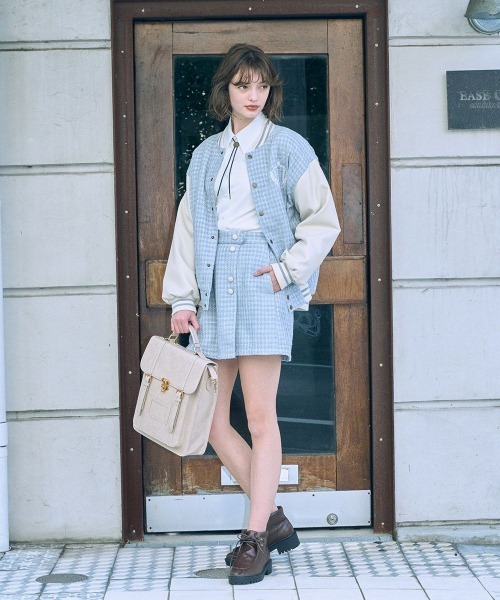 F i.n.t（フィント）の「ループタイ使いシャツ/fint（シャツ/ブラウス・レディース・ライトベージュ/オフホワイト・FREE）」の4枚目の写真