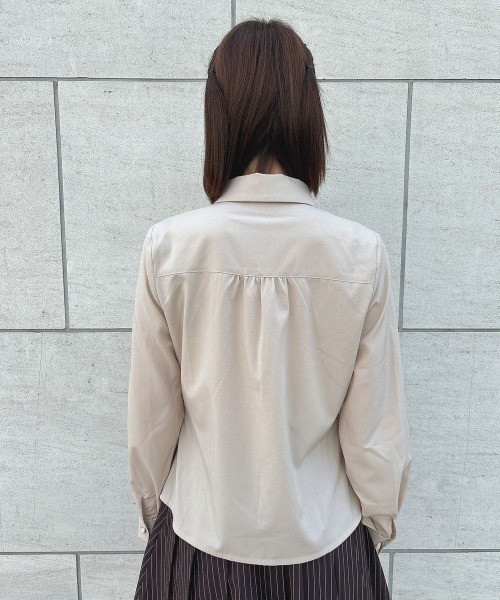 F i.n.t（フィント）の「ループタイ使いシャツ/fint（シャツ/ブラウス・レディース・ライトベージュ/オフホワイト・FREE）」の13枚目の写真