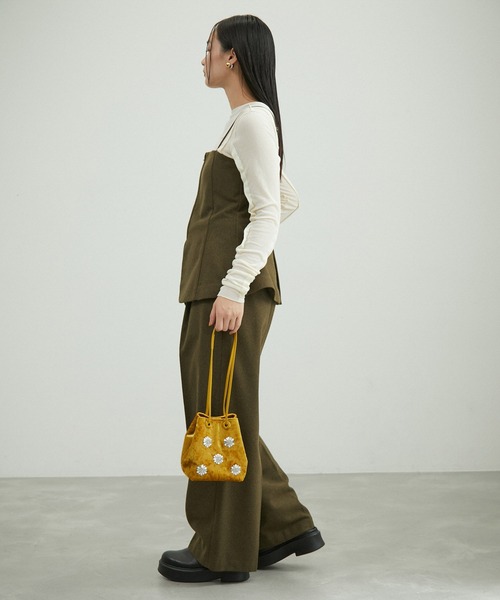 ADAM ET ROPE'（アダムエロペ）の「【サステナブル】ビジュー2WAY巾着バッグ（ハンドバッグ・レディース・ブラック/ブラウン/イエロー・FREE）」の18枚目の写真