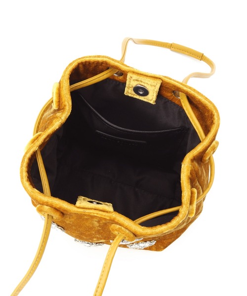 ADAM ET ROPE'（アダムエロペ）の「【サステナブル】ビジュー2WAY巾着バッグ（ハンドバッグ・レディース・ブラック/ブラウン/イエロー・FREE）」の4枚目の写真