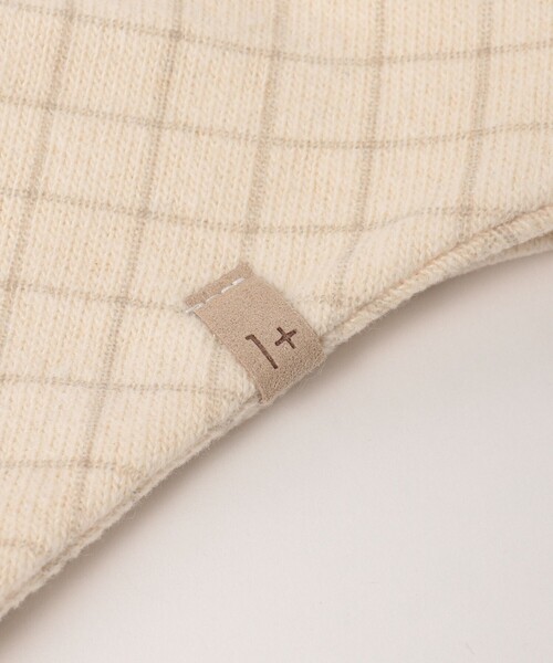 こども ビームス（コドモビームス）の「1+in the family / NAIA ポンポン付き ビーニー 2024（6ヵ月～2才）（ニットキャップ/ビーニー・キッズ・オフホワイト・T2(6-12m)/T3(12-24m)）」の3枚目の写真