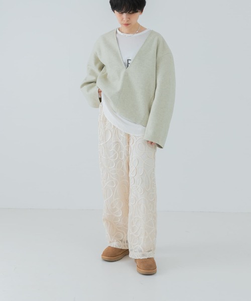 UGG（アグ）の「『WEB限定』UGG　CLASSIC ULTRA MINI（ブーツ・レディース・ブラック/ブラウン・6/8/5/7）」の10枚目の写真