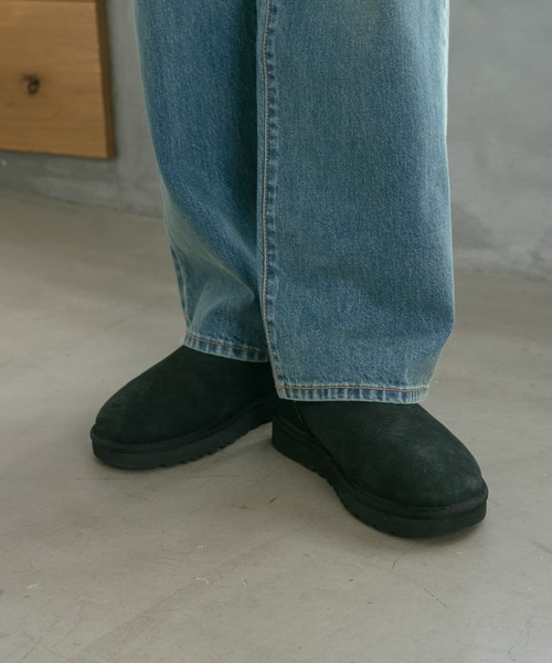 UGG（アグ）の「『WEB限定』UGG　CLASSIC ULTRA MINI（ブーツ・レディース・ブラック/ブラウン・6/8/5/7）」の12枚目の写真