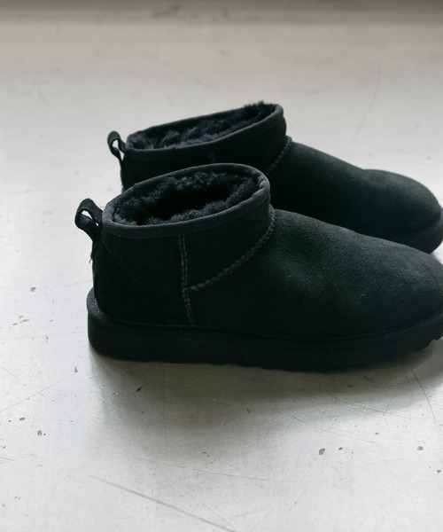 UGG（アグ）の「『WEB限定』UGG　CLASSIC ULTRA MINI（ブーツ・レディース・ブラック/ブラウン・6/8/5/7）」の18枚目の写真