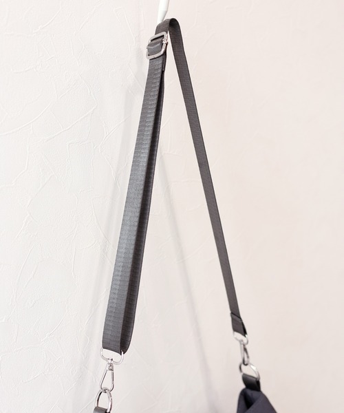 BLUEEAST(ブルーイースト)の「リボンパテッドバッグ(トートバッグ・レディース・ベージュ/ブラック/グレー/アイボリー/ブルー・FREE)」の20枚目の写真