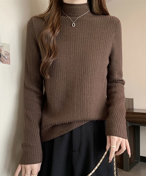 Girly Doll(ガーリードール)の「裏起毛ハイネックニット(ニット/セーター・レディース・ベージュ/モカ/ホワイト/グリーン/ブラウン/ブラック・FREE)」の1枚目の写真