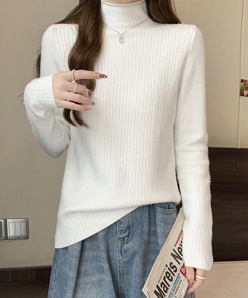 Girly Doll(ガーリードール)の「裏起毛ハイネックニット(ニット/セーター・レディース・ベージュ/モカ/ホワイト/グリーン/ブラウン/ブラック・FREE)」の3枚目の写真