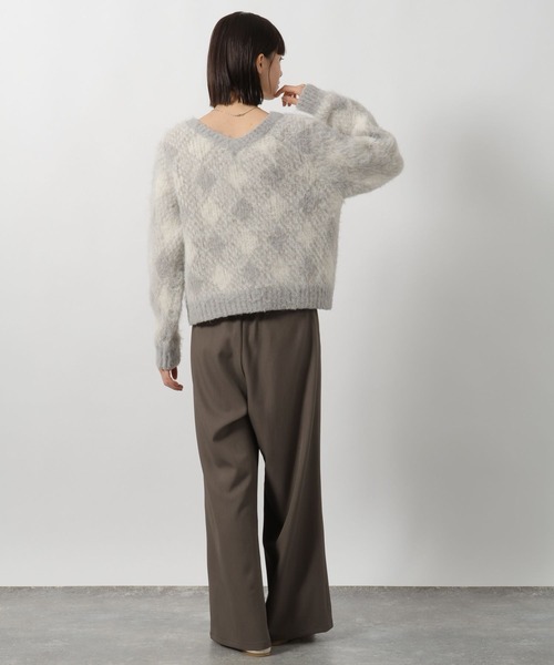 LAKOLE(ラコレ)の「2WAYアーガイル起毛Vネックプルオーバー / 204473(ニット/セーター・レディース・ピンク/グリーン/グレー・FREE)」の6枚目の写真