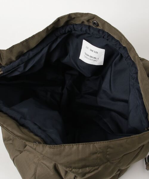 TAION(タイオン)の「TAION MILITARY DOWN SHOULDER BAG (TAION-SB01ML-1)(ショルダーバッグ・メンズ・ブラック/オリーブ・FREE)」の5枚目の写真