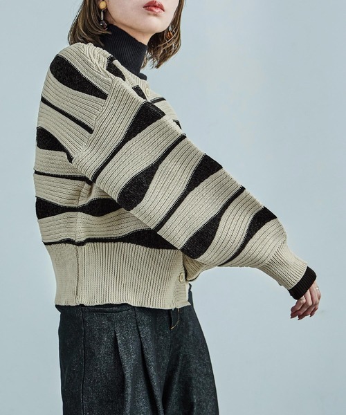 Fashion Letter(ファッションレター)の「なみなみ柄バルーンスリーブ ニットカーディガン(カーディガン/ボレロ・レディース・アイボリー/ブラック・M)」の9枚目の写真