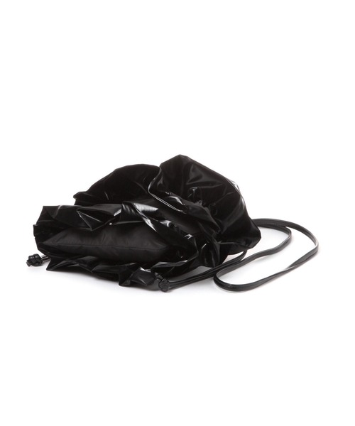 LAKOLE（ラコレ）の「ソフトエナメルラッフル2WAYショルダーバッグ / 252672（ショルダーバッグ・レディース・ブラック/シルバー・FREE）」の15枚目の写真