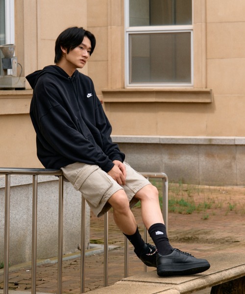 NIKE（ナイキ）の「《セットアップ対応商品》ナイキ クラブ フリース メンズ オーバーサイズド フレンチ テリー プルオーバー パーカー / Nike Club Fleece Men's Oversized French Terry Pullover Hoodie HJ1817-010 Black（パーカー・メンズ・ブラック・S/XL/2XL/L/M）」の5枚目の写真