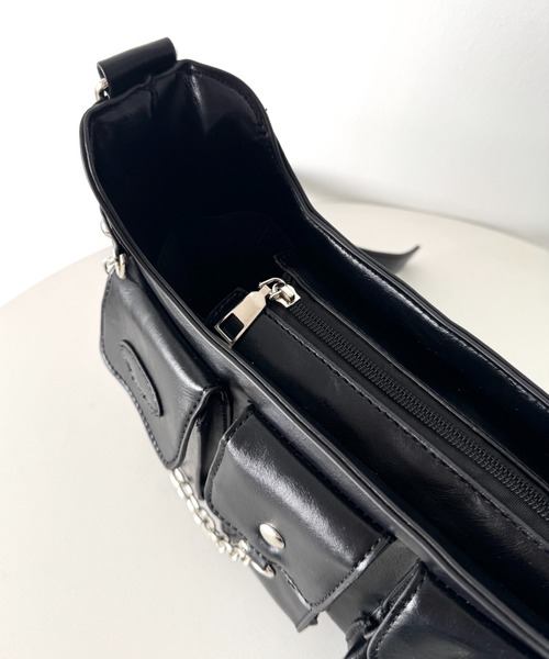 SOLLON.(ソルロン)の「アウトポケットワンショルダーバッグ(ショルダーバッグ・レディース・ブラウン/ブラック/シルバー・FREE)」の15枚目の写真