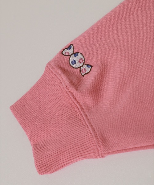 sanrio(サンリオ)の「【ペコちゃん/PEKO】裏毛ワイドドロップクルーネックトレーナー(スウェット・レディース・グレー/スモークピンク/ライトグリーン/ベージュ・M/L)」の15枚目の写真