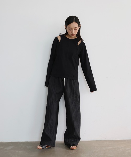 hellam(へラム)の「ナイロン ストライプトラックパンツ(その他パンツ・レディース・ブラウン/グレー/ブラック/アイボリー・FREE)」の14枚目の写真