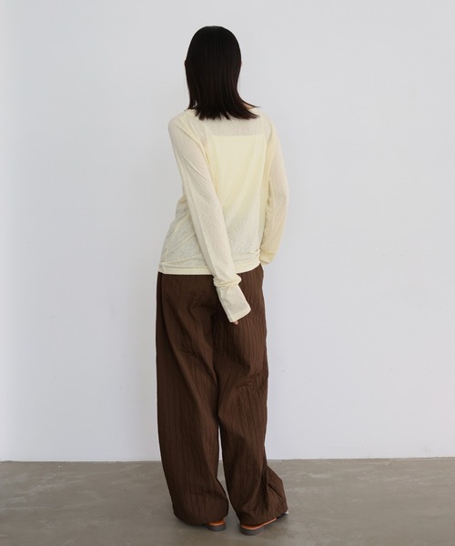 hellam(へラム)の「ナイロン ストライプトラックパンツ(その他パンツ・レディース・ブラウン/グレー/ブラック/アイボリー・FREE)」の17枚目の写真