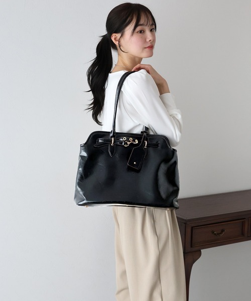 BLUEEAST（ブルーイースト）の「ゴールドベルトトートバッグ（トートバッグ・レディース・ブラック/ブラウン・FREE）」の8枚目の写真