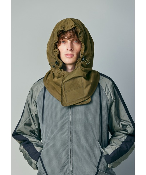 WHIZLIMITED(ウィズリミテッド)の「TRANSPORT HOODIE(ネックウォーマー/スヌード・メンズ・ブルー/オリーブ/ブラック・FREE)」の2枚目の写真