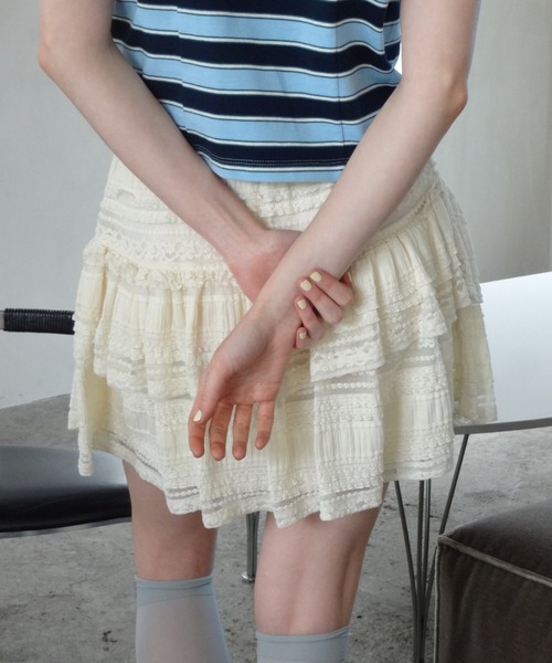 idem（イデム）の「lace tiered frill mini skirt／レース
