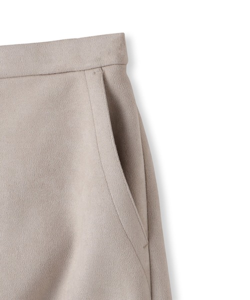 Droite lautreamont（ドロワットロートレアモン）の「ストレッチスエードスカート≪洗濯機で洗える≫（スカート・レディース・チャコールグレー/ベージュ・M/S）」の8枚目の写真