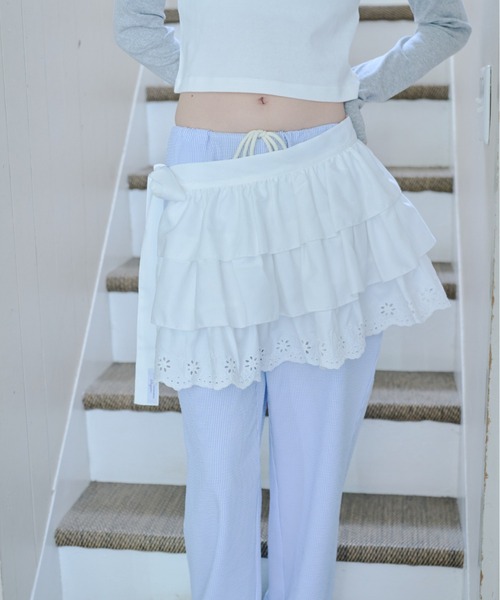 Smyeon(スミョン)の「Multi ribbon tiered skirt/マルチリボンティアードスカート(スカート・レディース・ホワイト・FREE)」の18枚目の写真